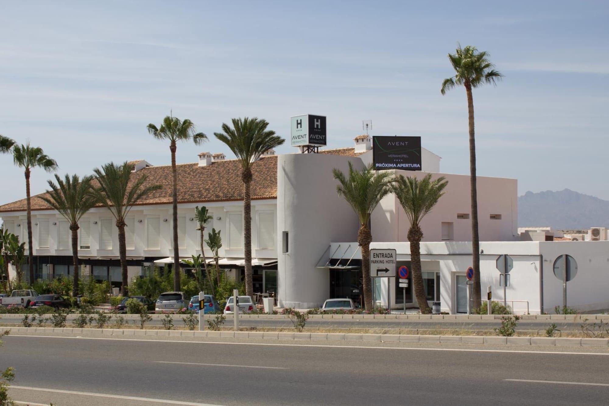 Vista Exterior Avent Verahotel