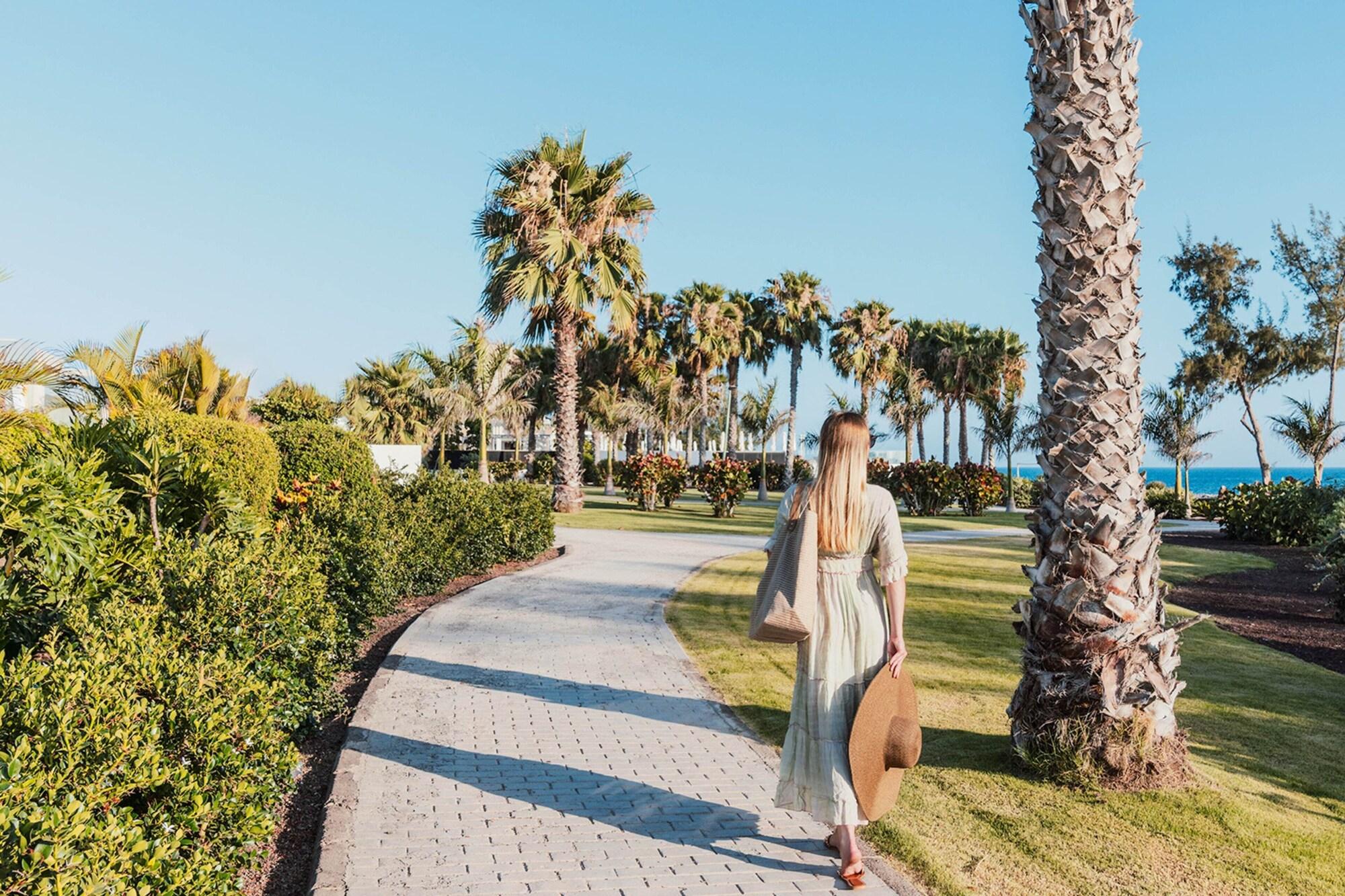 Vista Exterior Resort Cordial Santa Agueda & Perchel Beach Club
