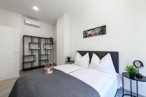 Alojamiento - City Rooms OS