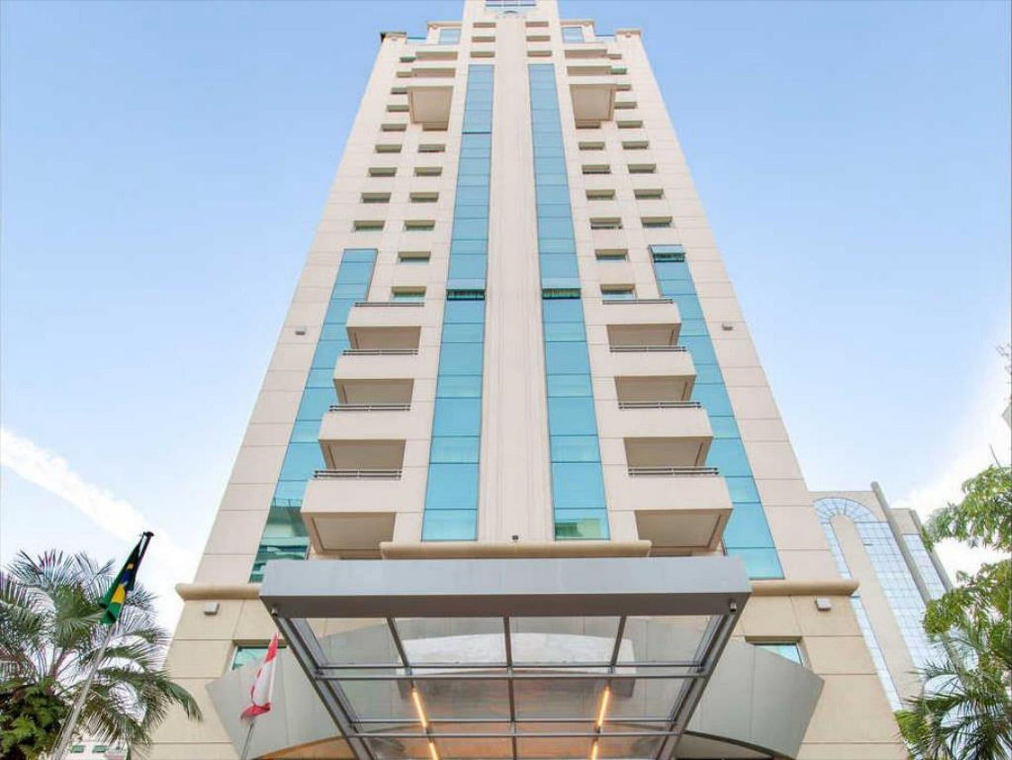 Vista Exterior Elegance Suites Oscar Freire