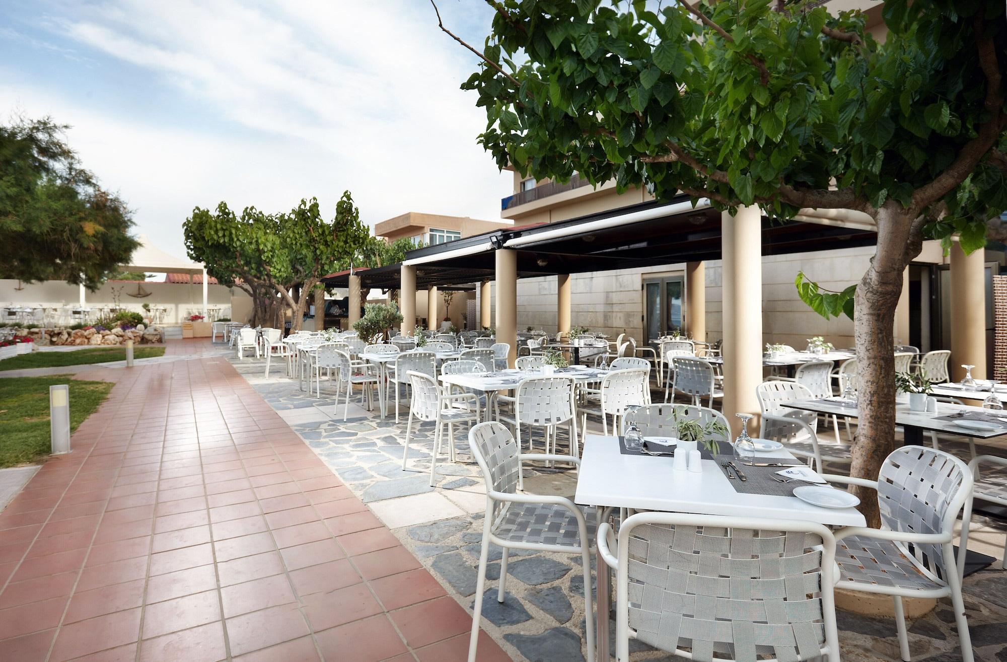 Restaurant Giannoulis – Santa Marina Beach