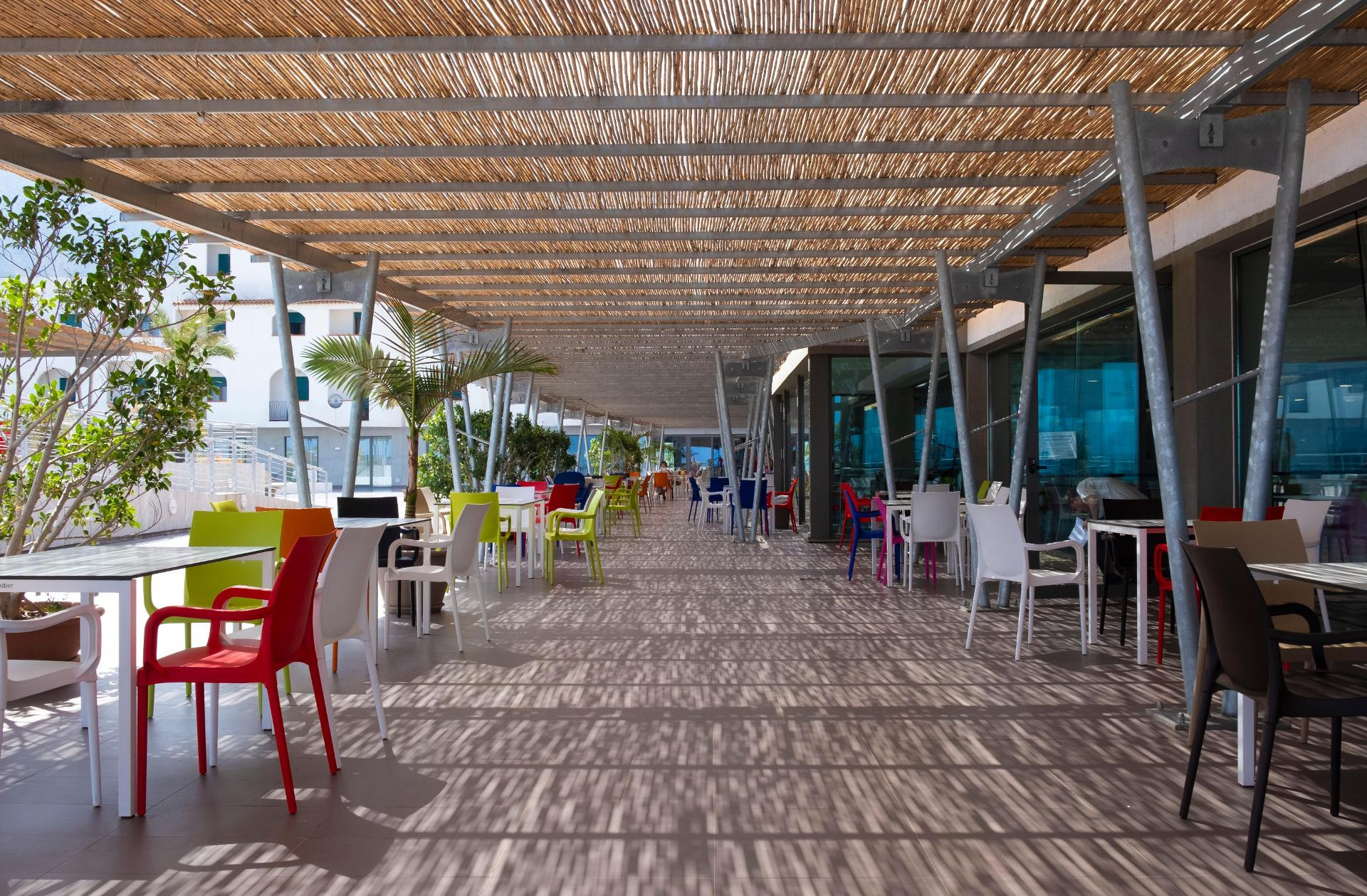 Bar/Salón Saracen Sands Hotel & Congress Centre