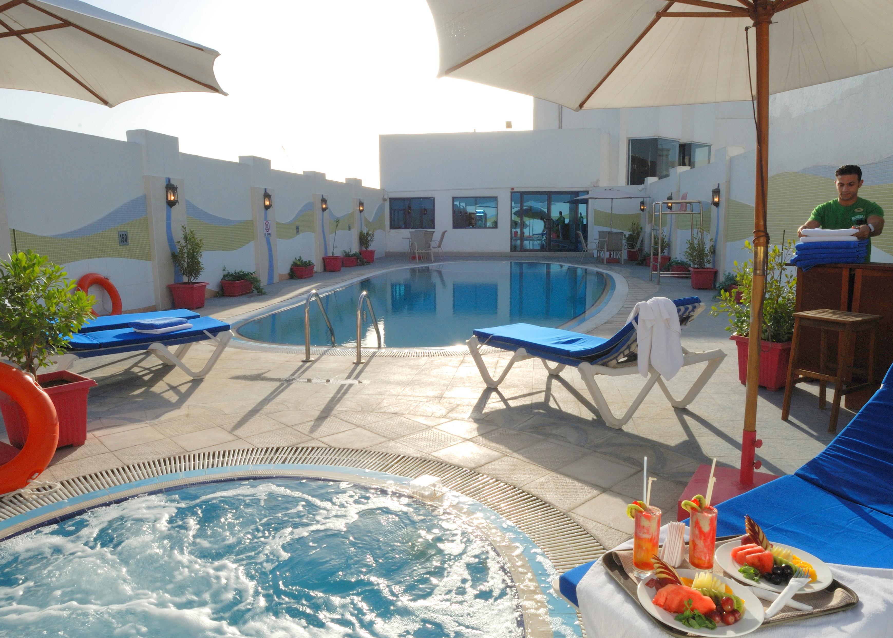 Vista Piscina Al Jawhara Gardens