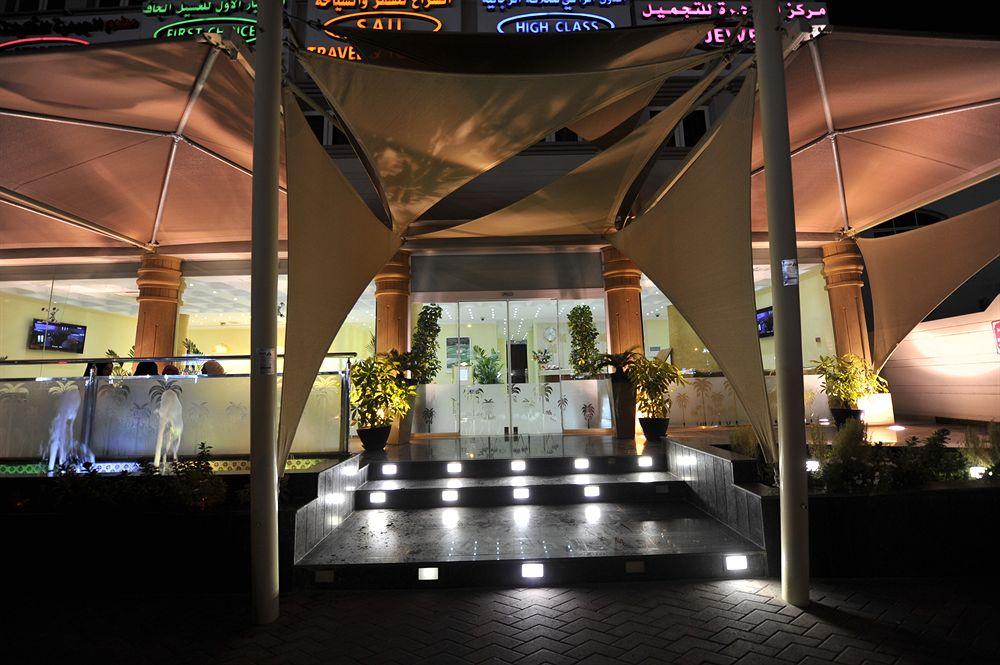 Vista Exterior Oman Palm Hotel Suites