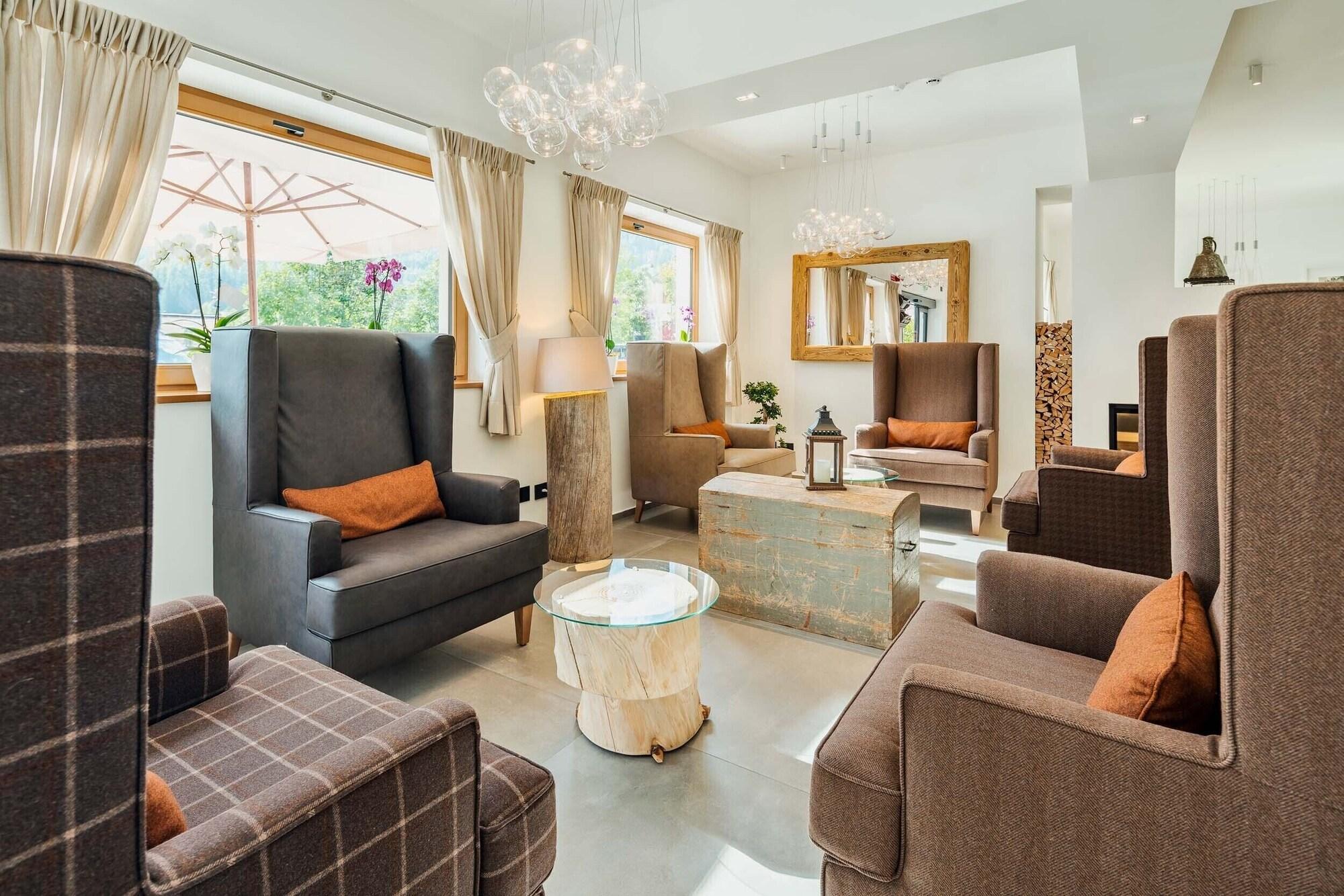 Bar/Salón Camina Suite & Spa