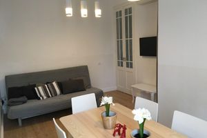 Alquiler Vacacional - New apartment, 6 pers, free WiFi, Sagrada Familia