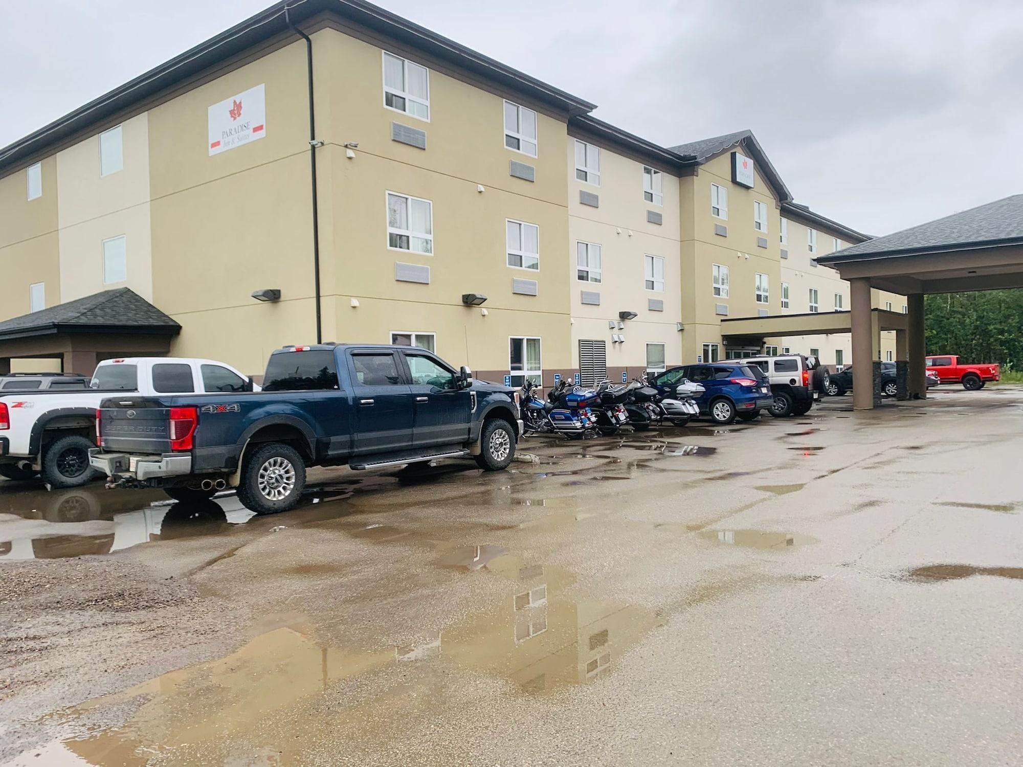 Vista Exterior Paradise Inn and Suites - Redwater