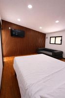 Alojamiento - Bowra Private Suite, Consulate Zone ORQ11