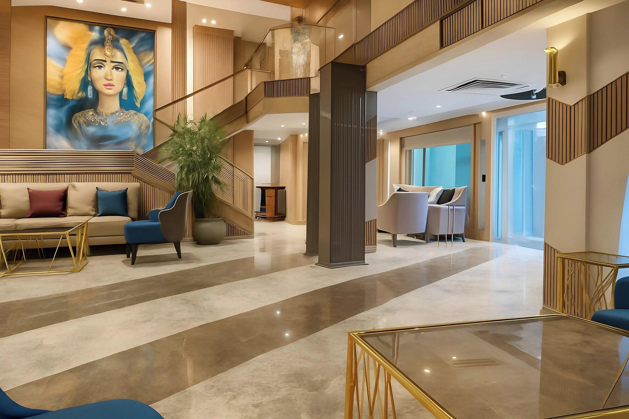 Vista Lobby Nile Cruise RSG every Wednesday from Aswan 3 nights and every Saturday from Luxor 4 nights