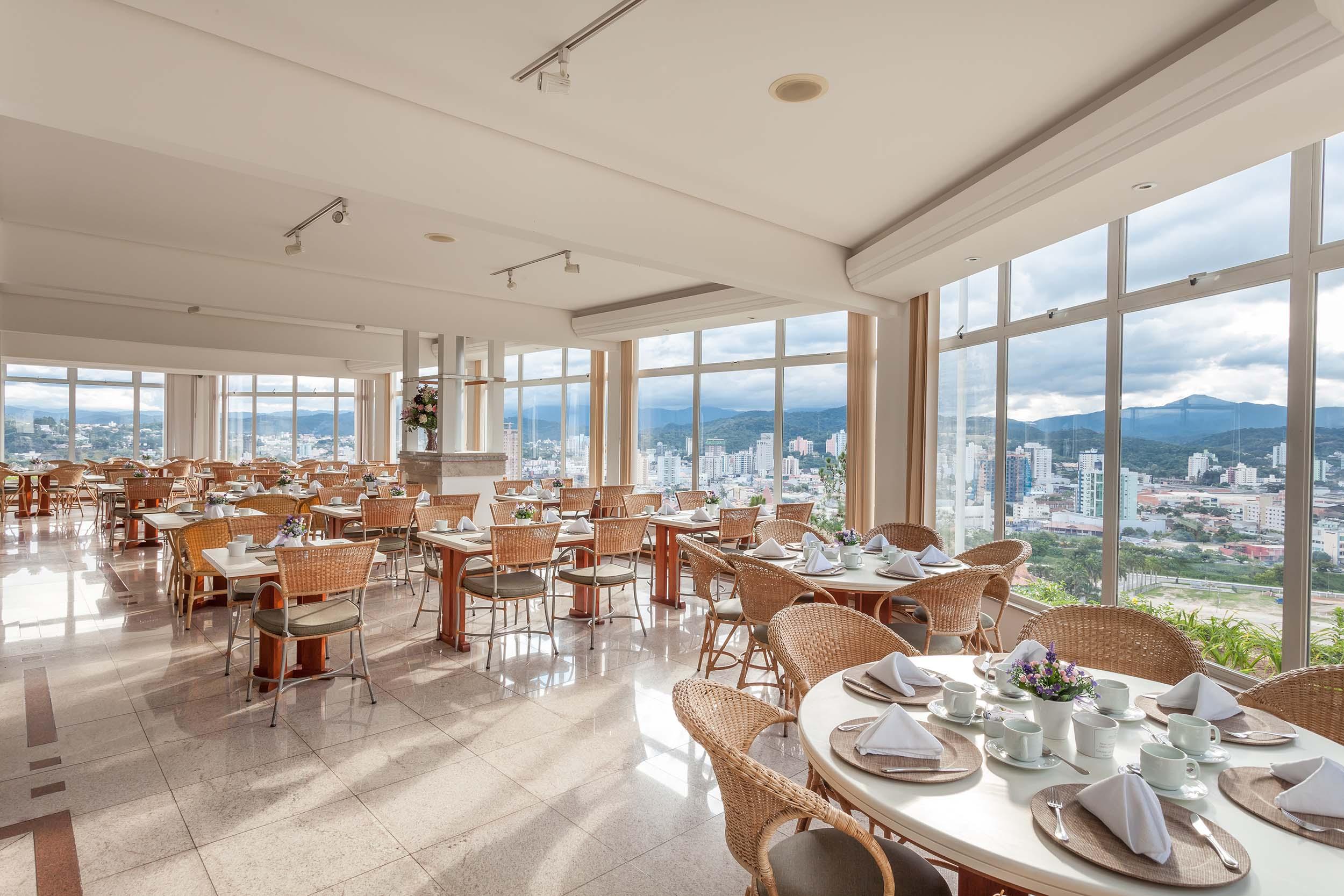 Restaurant Monthez Hotel & Eventos