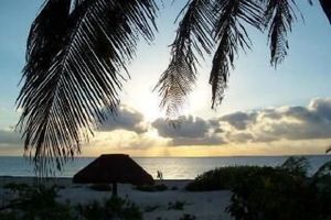 Alquiler Vacacional - Perfect beachfront getaway w/ breathtaking views!