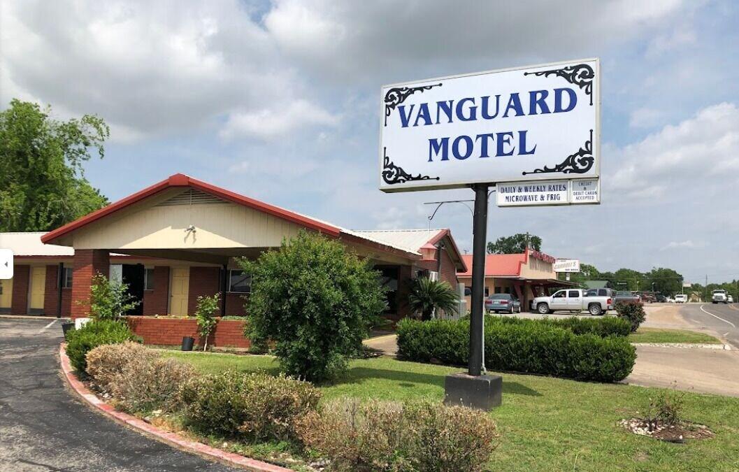 Varios Vanguard Motel
