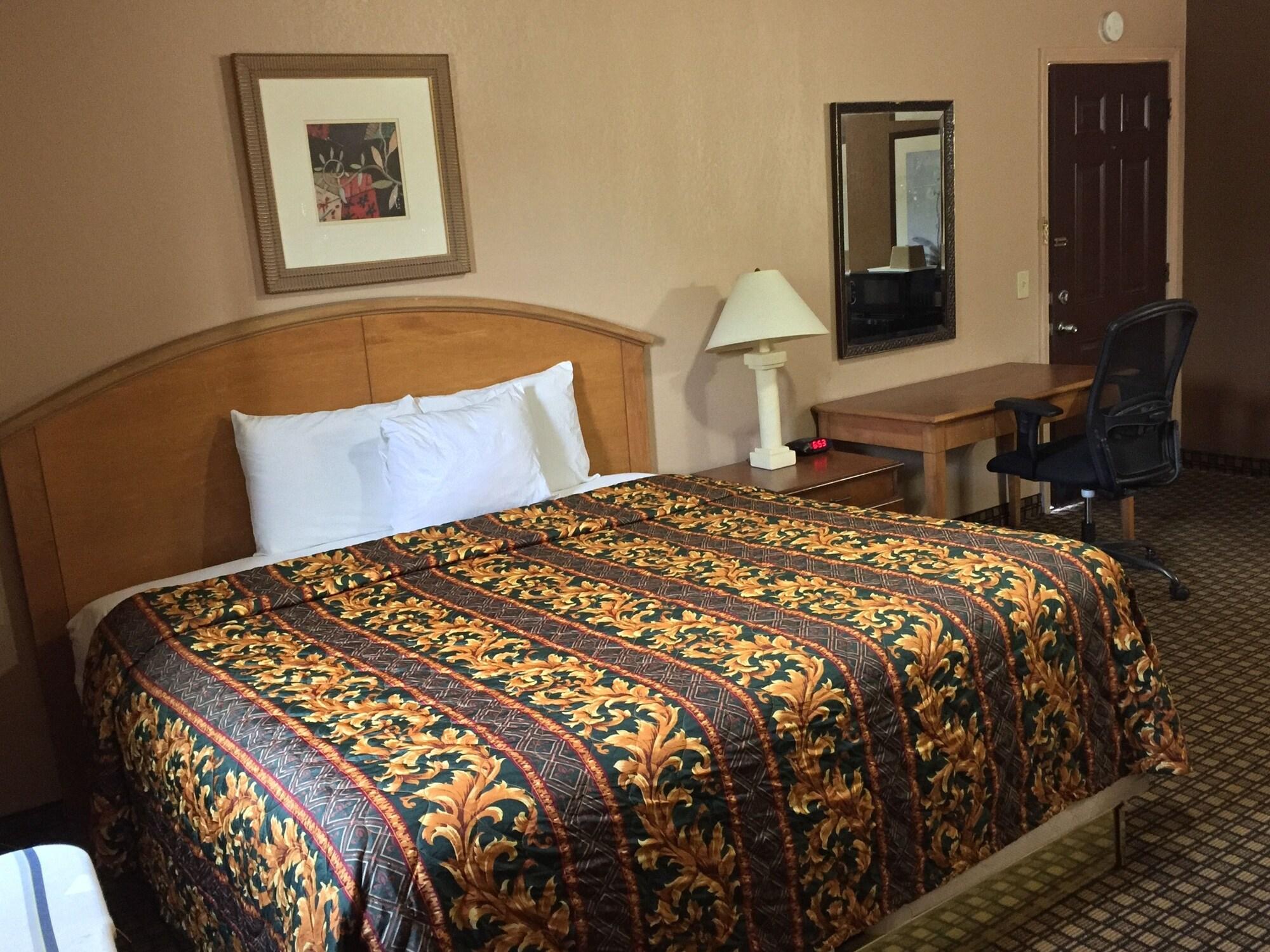 Varios Coahoma Inn