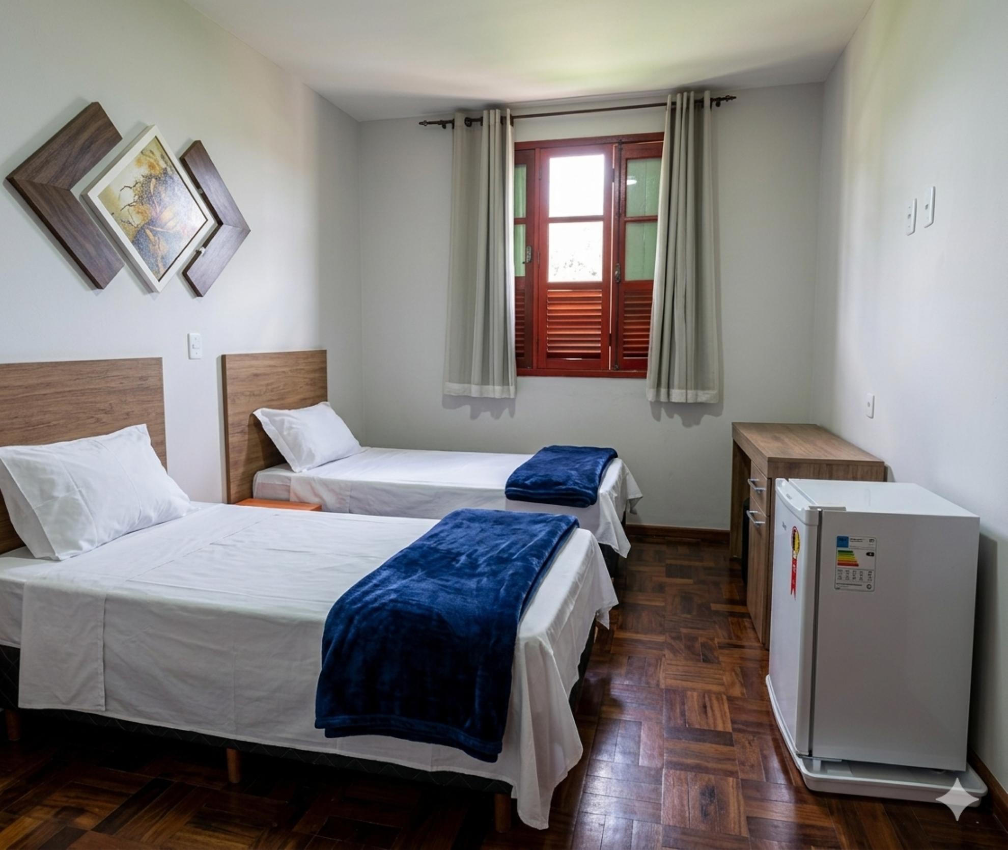 Camas Hotel Continental - Próximo ao Mercado Central, Mercado Novo e a Rodoviária