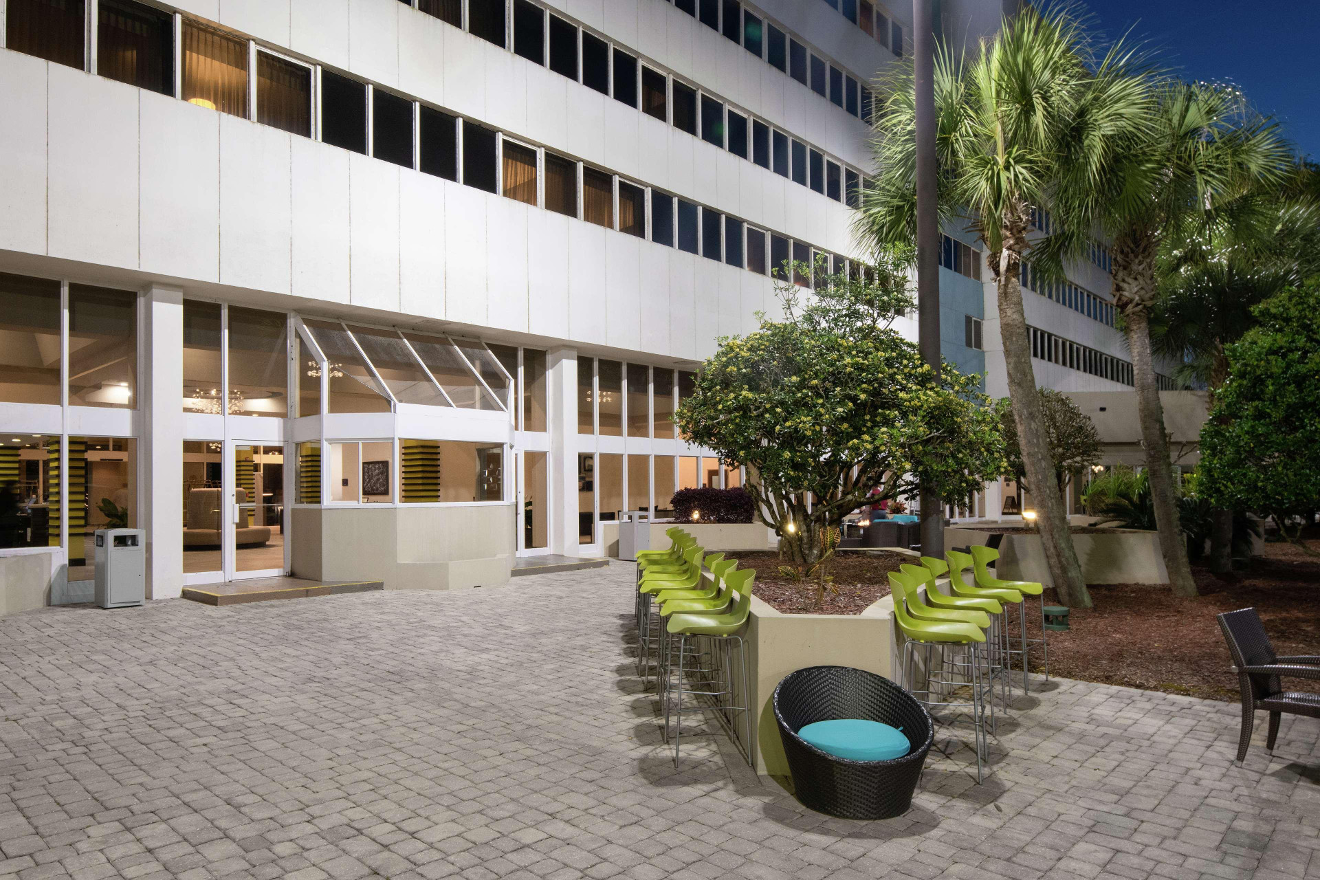 Vista Exterior DoubleTree by Hilton Hotel Jacksonville Airport