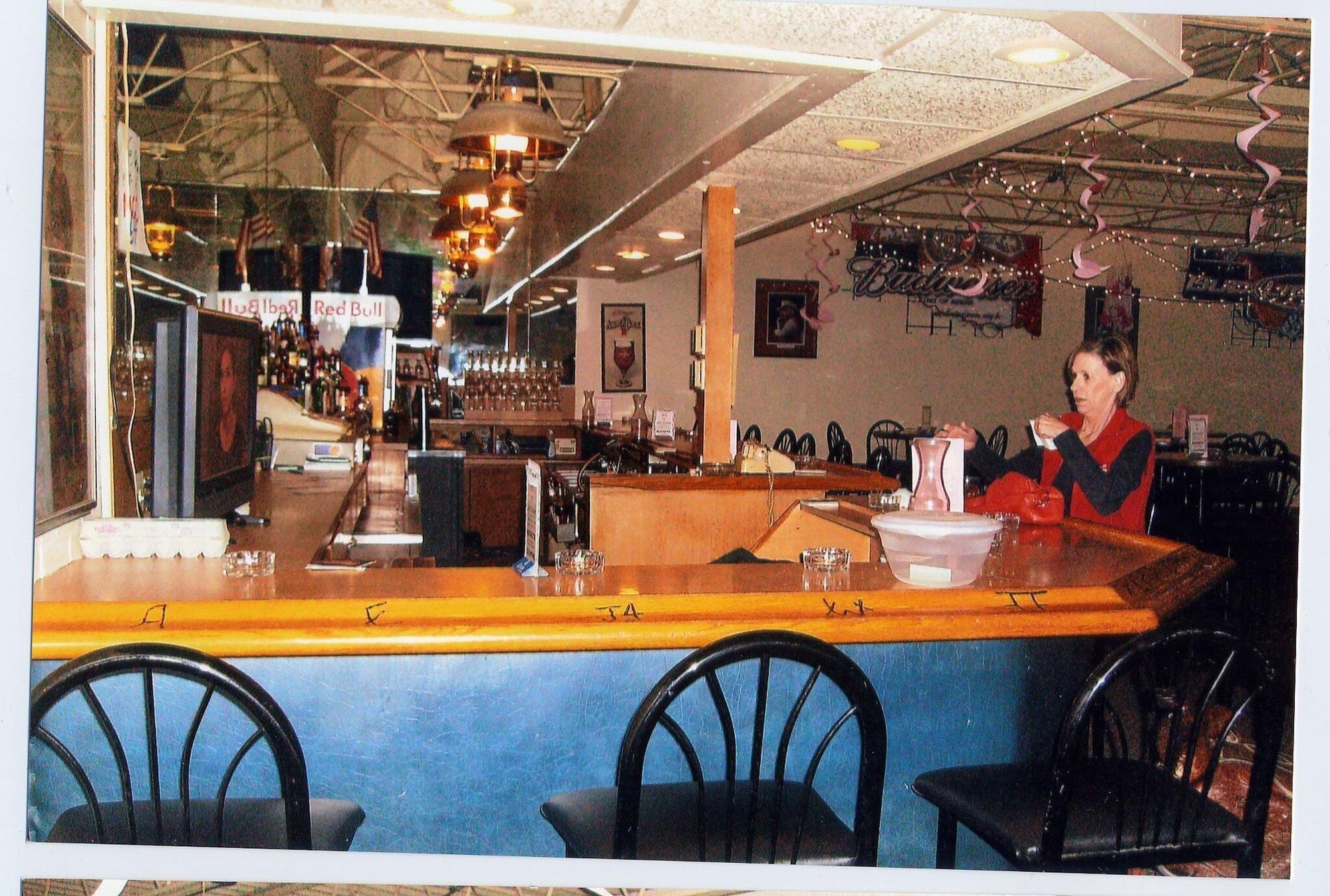 Bar/Salón Will Rogers Inn