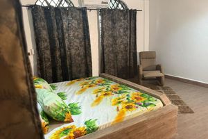 Alojamiento - Spacious 6-bedroom lodge in amazing Dumasua with AC and gym