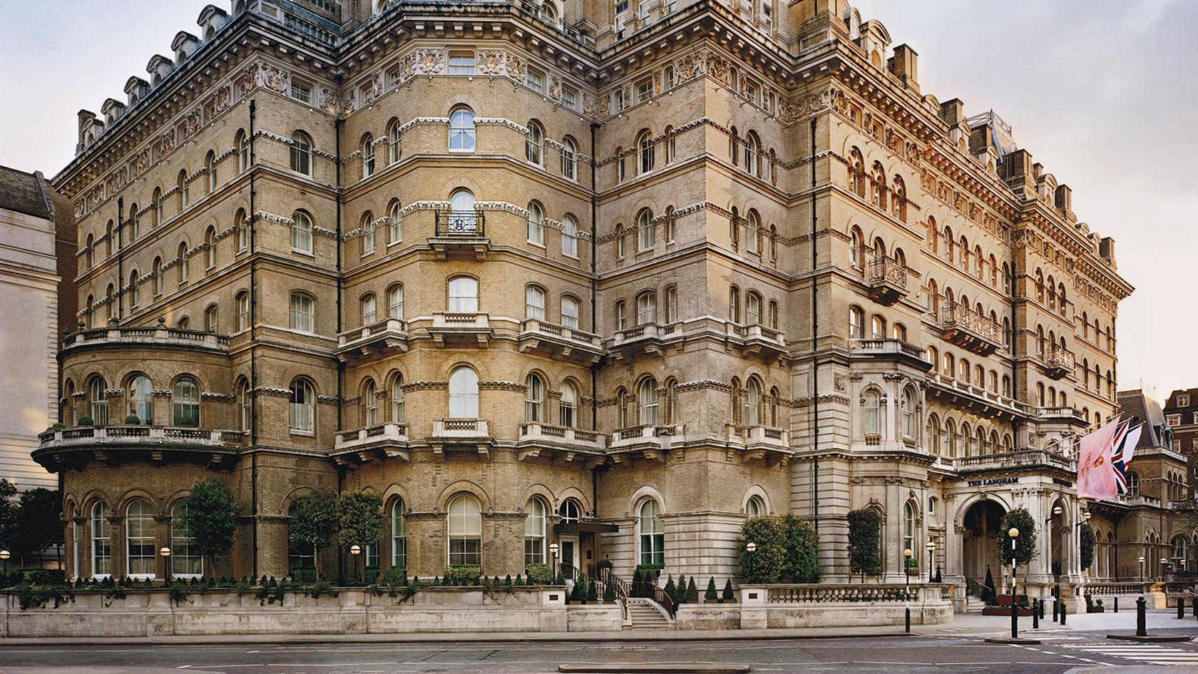 Vista Exterior The Langham, London