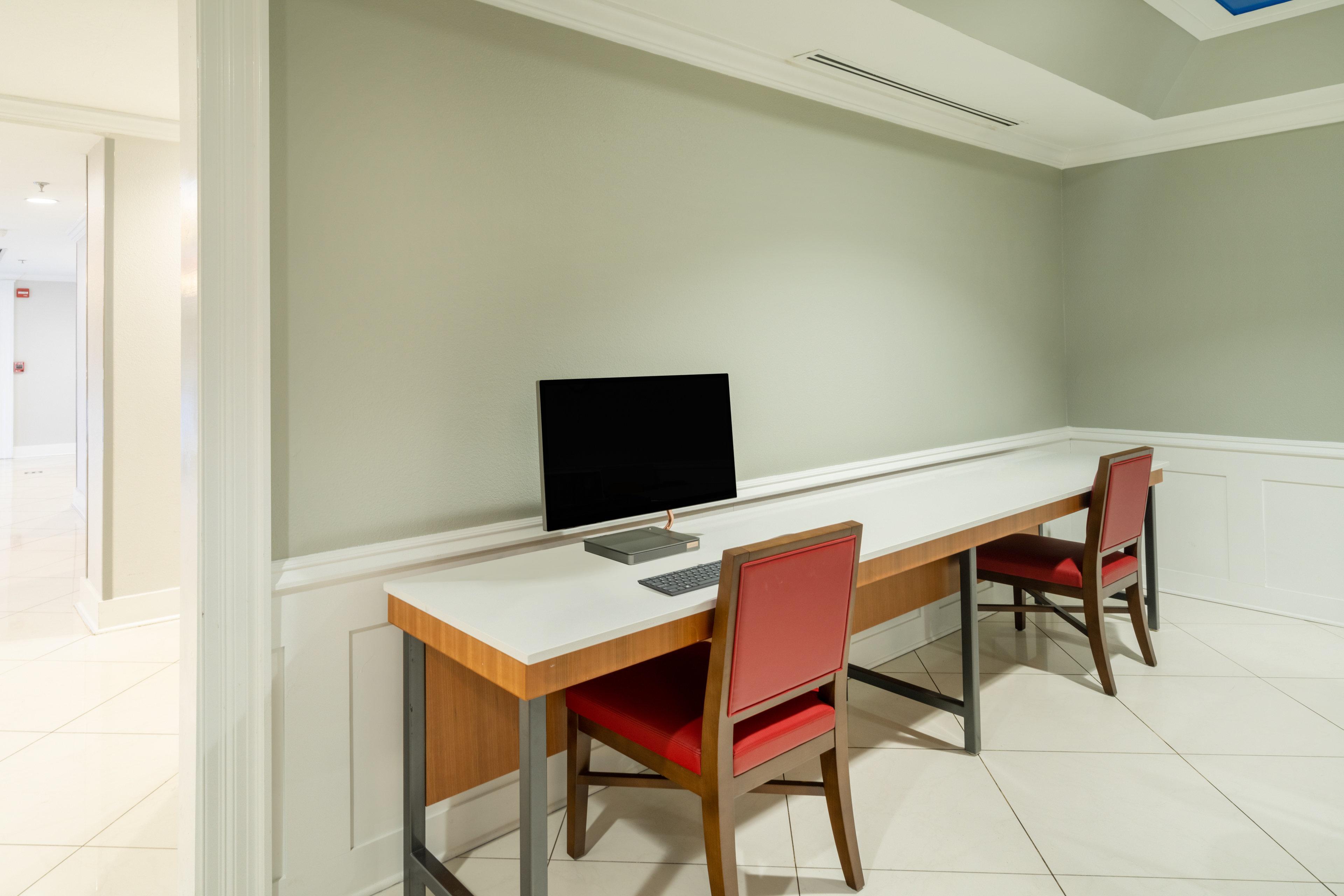 Vista Lobby Holiday Inn Express & Suites Magee