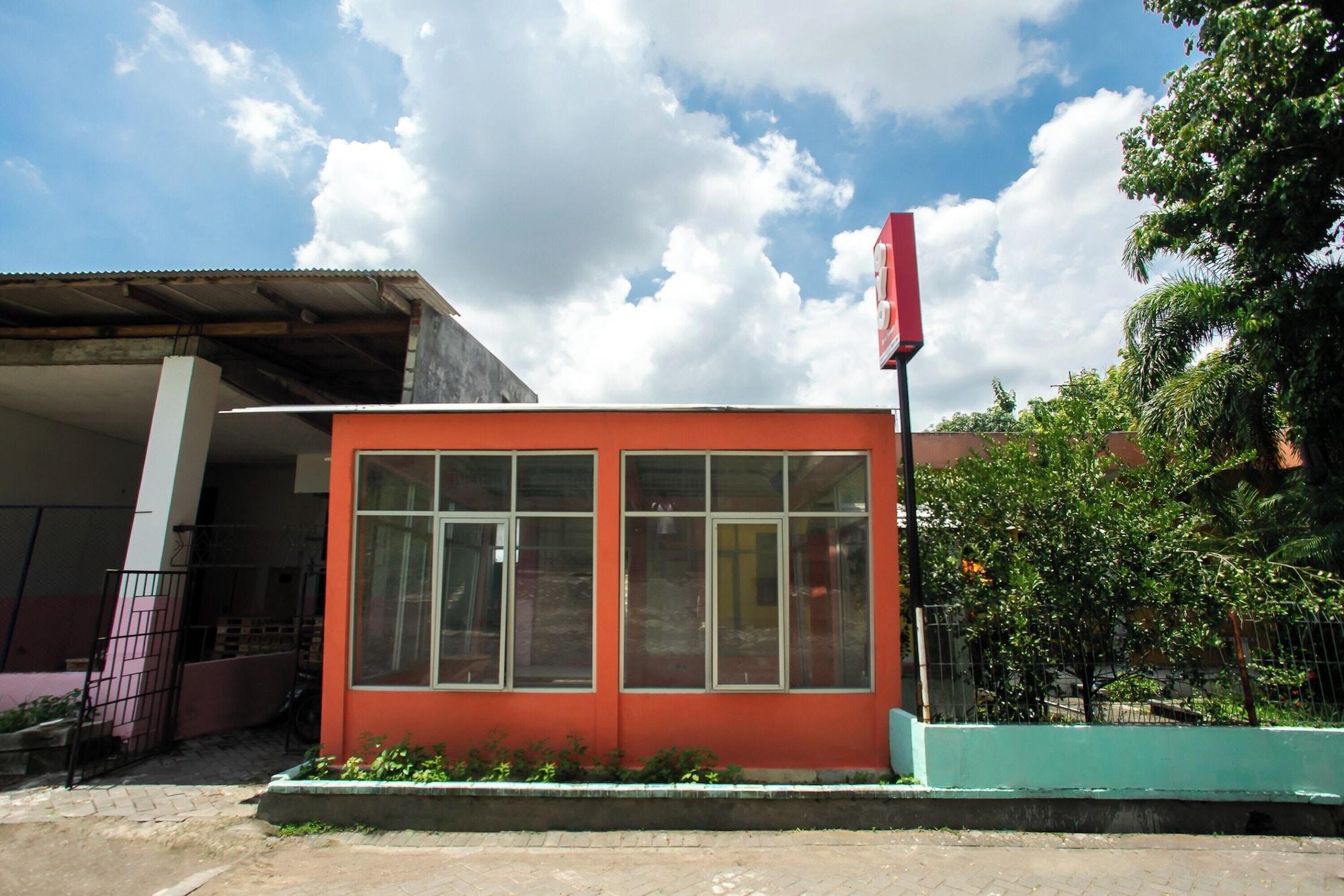 Varios Hotel O Ibma Smart Syariah