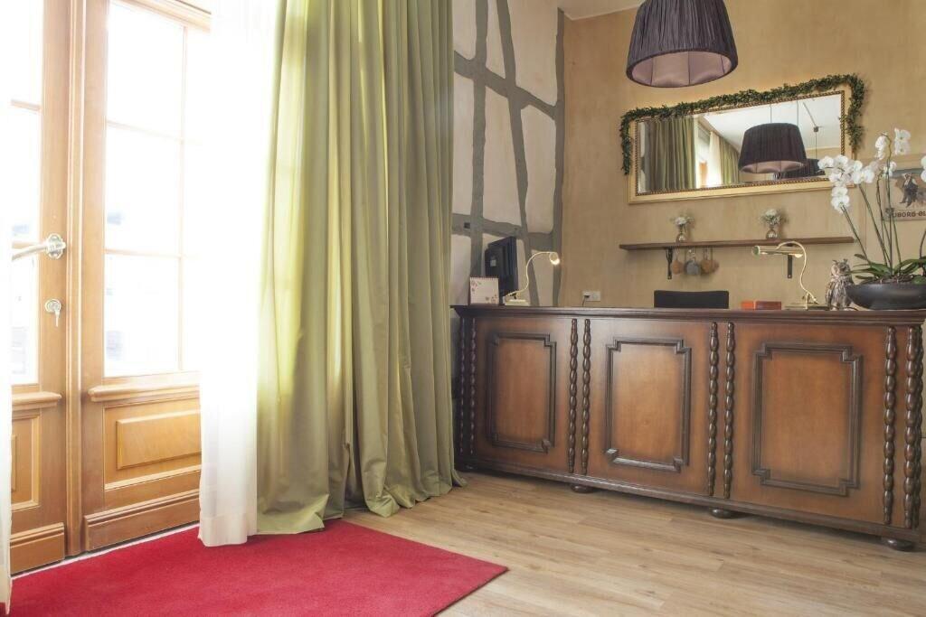 Vista Lobby Hotel Bellini