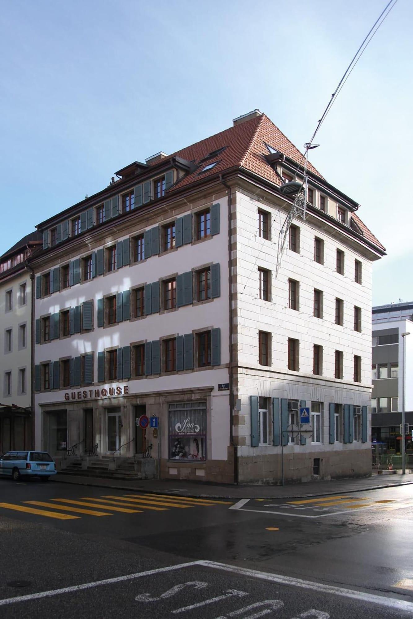 Vista Exterior Guesthouse Le Locle