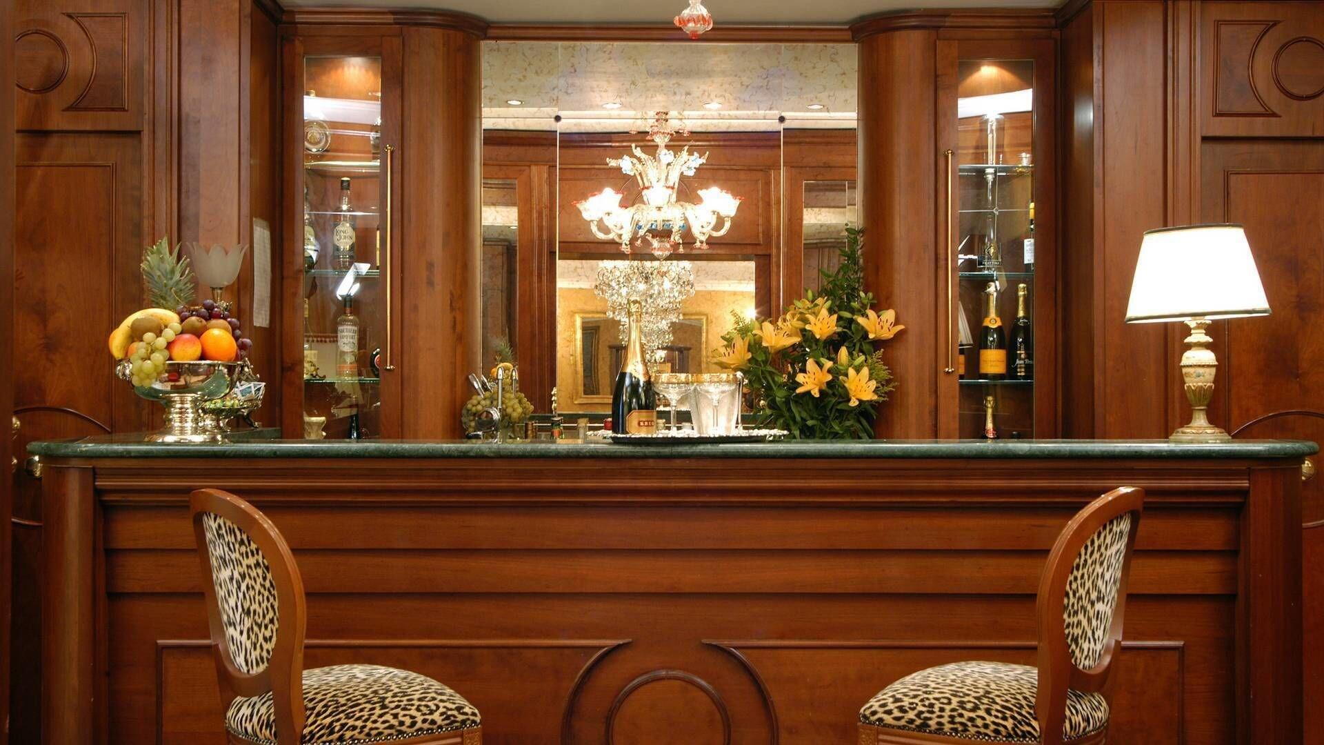 Bar/Salón LH Hotel Andreotti