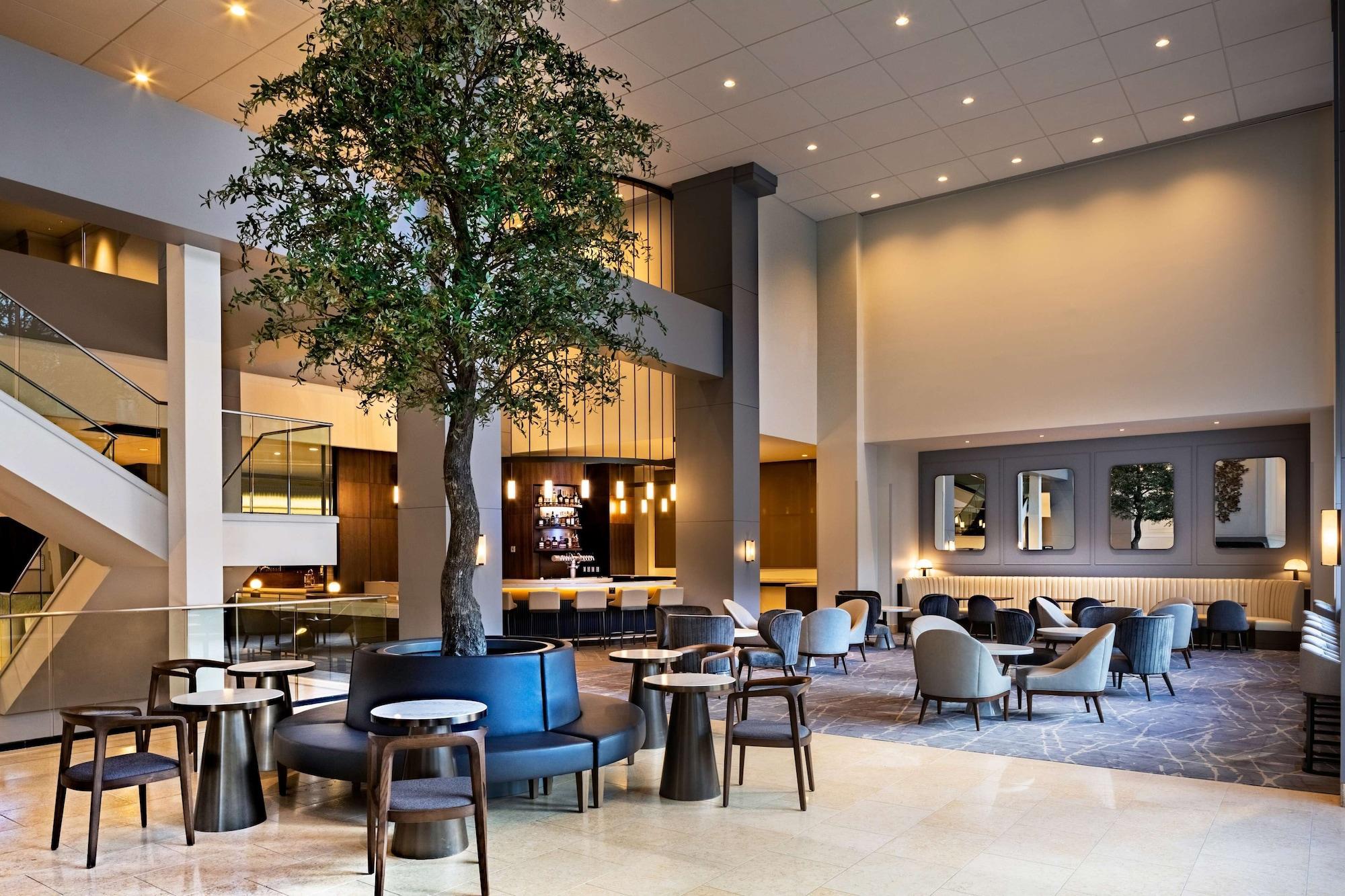 Vista Lobby Hyatt Regency Morristown