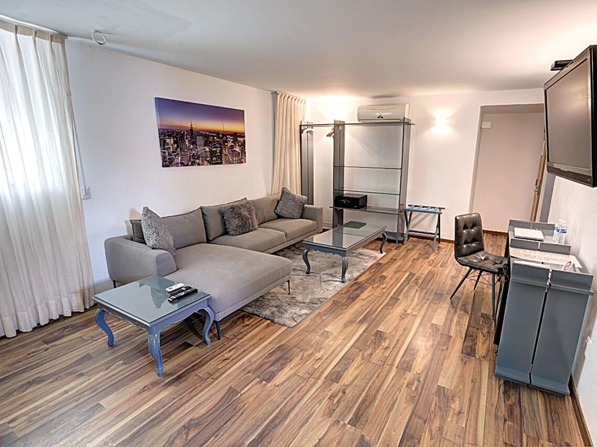 Comodidades del Alojamiento Hotel CLARUM 101