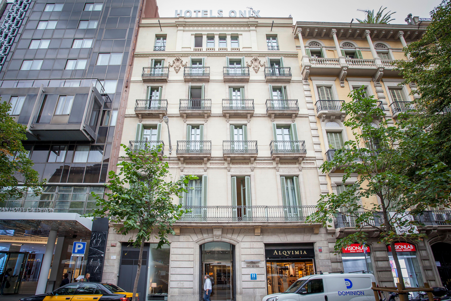 Vista Exterior Onix Rambla