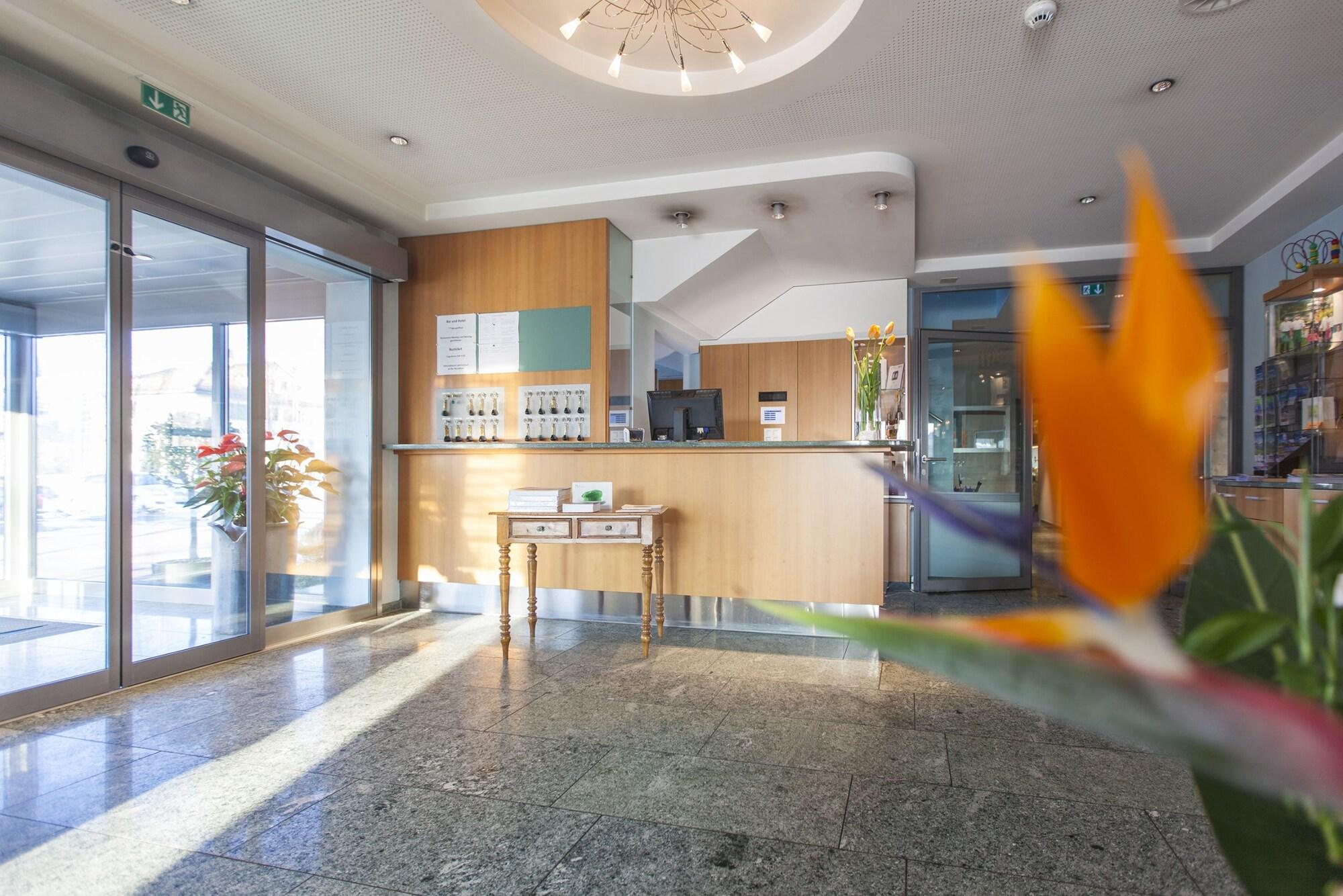 Vista Lobby Hotel Restaurant Balm Meggen