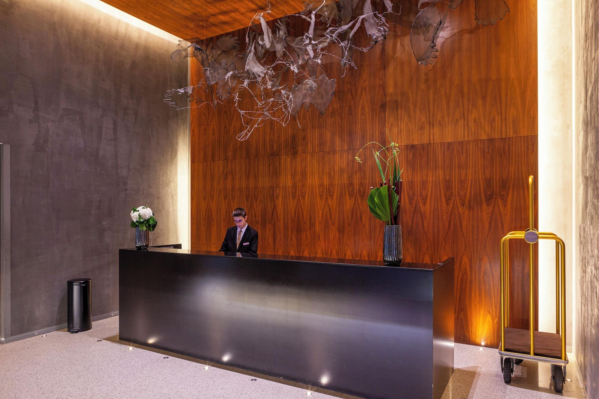 Vista Lobby Altis Prime Hotel de Apartamentos