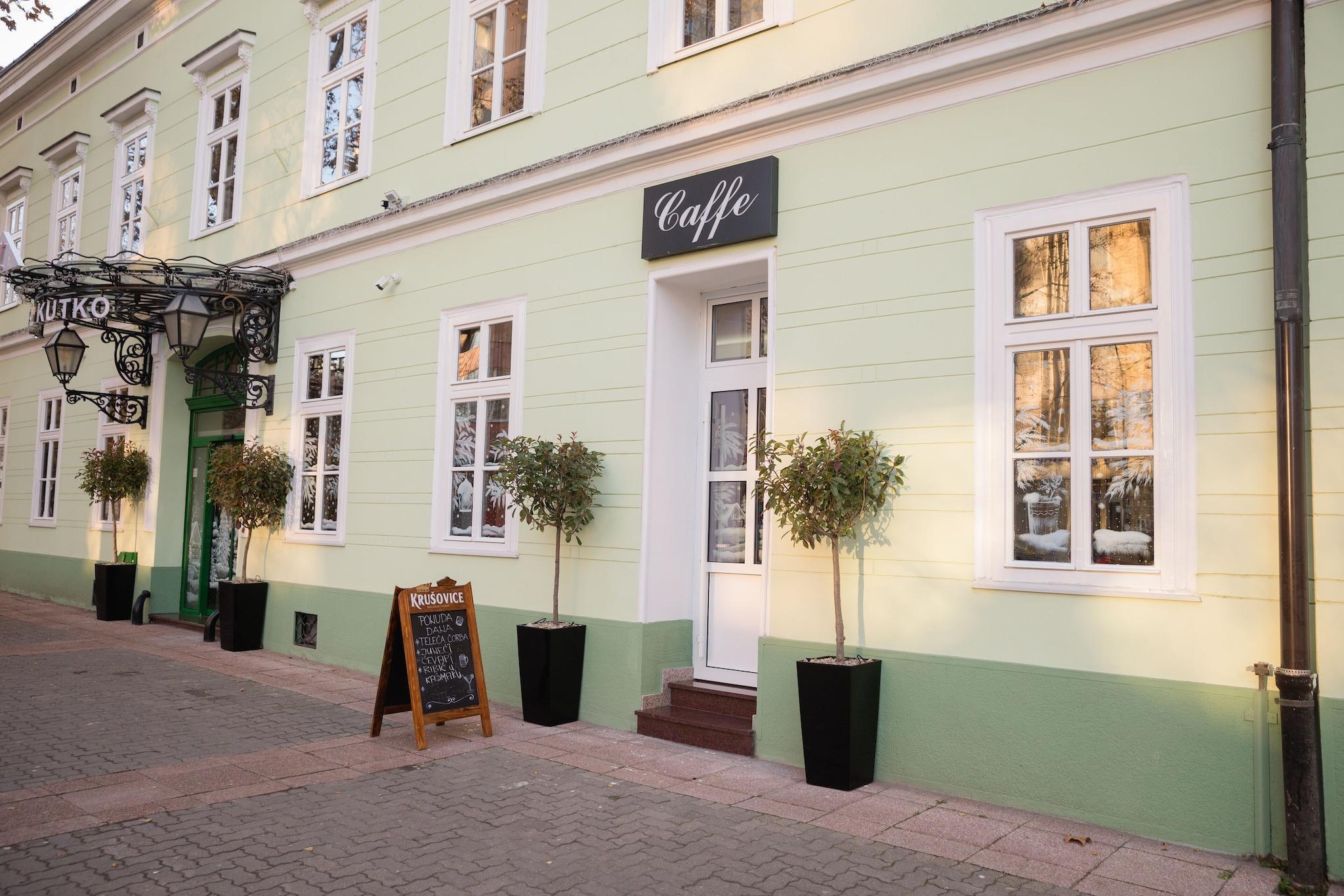 Varios Hotel Kutko
