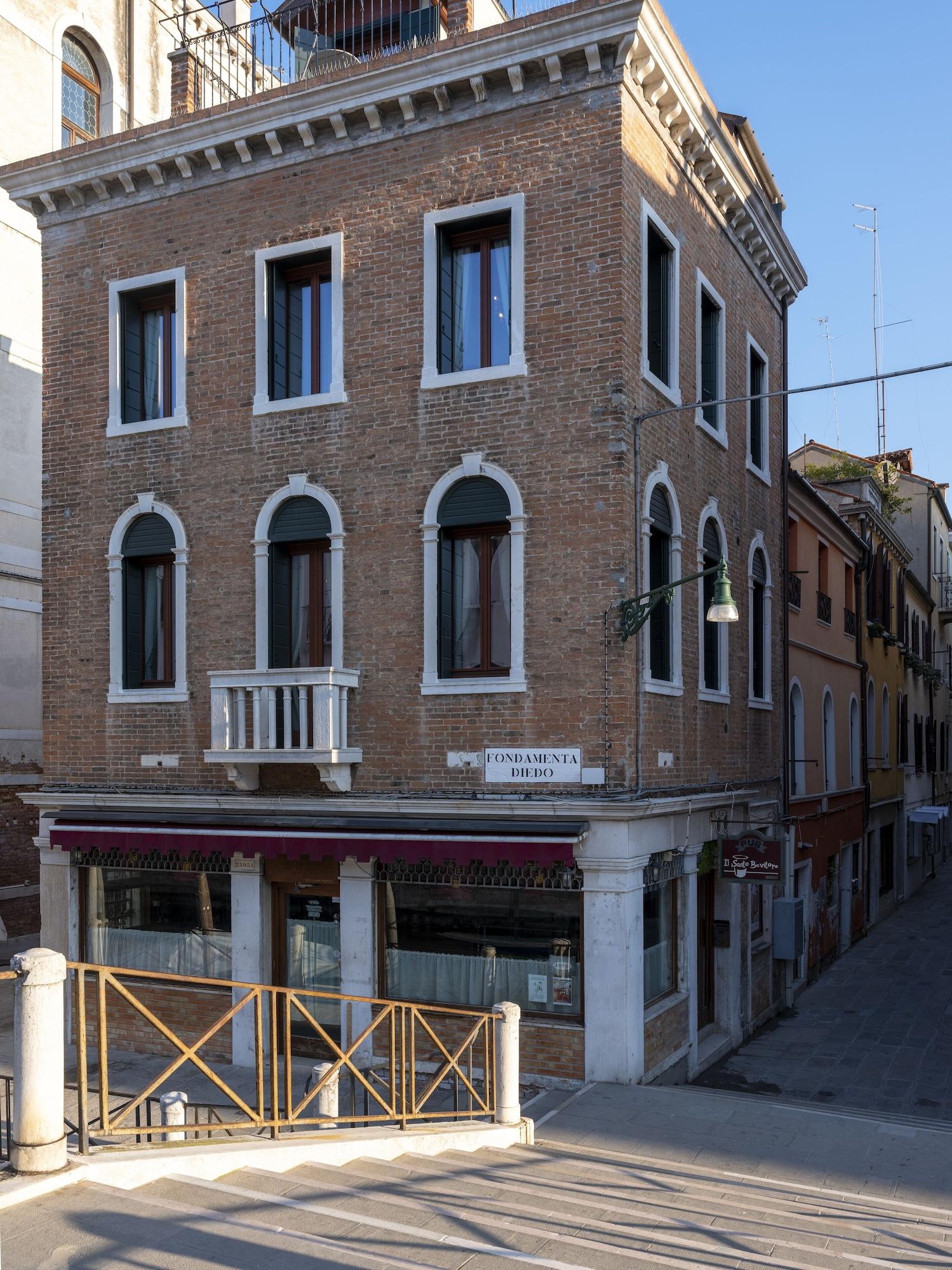 Variados (as) Fosca Venice Rooms