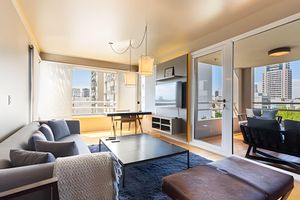 Alquiler Vacacional - Edificio de Lujo en el Corazón de Palermo Soho: 2 Piscinas, Sauna, Gimnasio y Centro de Negocios