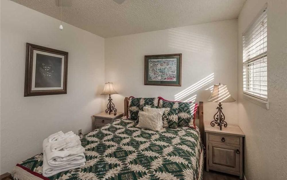 Fox Hollow Condo 01 Two Bedroom Condo, Ruidoso Best Day