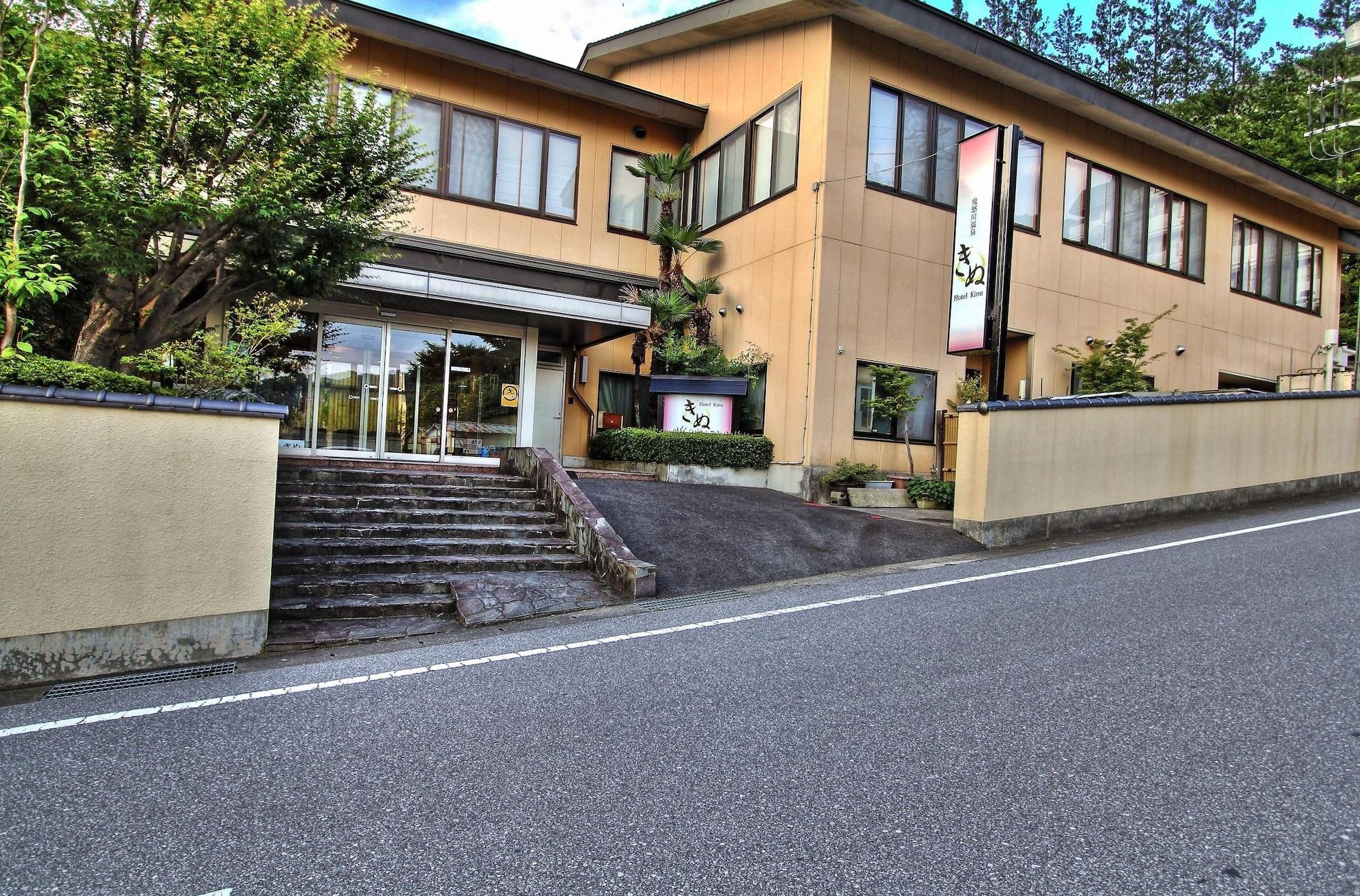 Vista Exterior Hotel Kinu