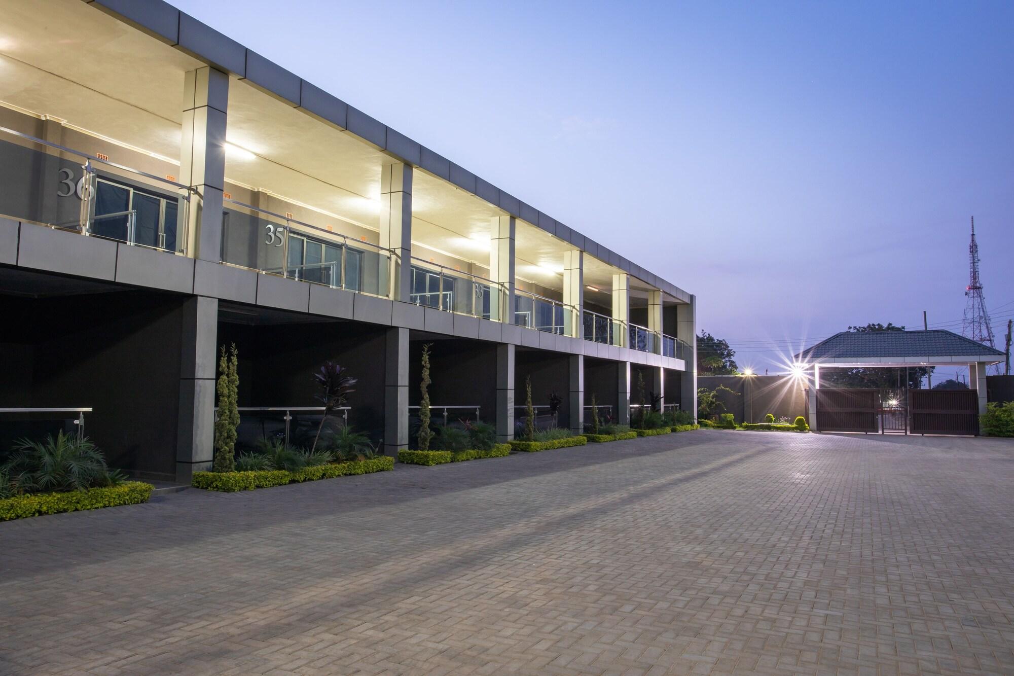 Varios Fallsway Suites