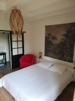 Alojamiento - Pretty renovated stone farmhouse with swimming pool and large quiet garden