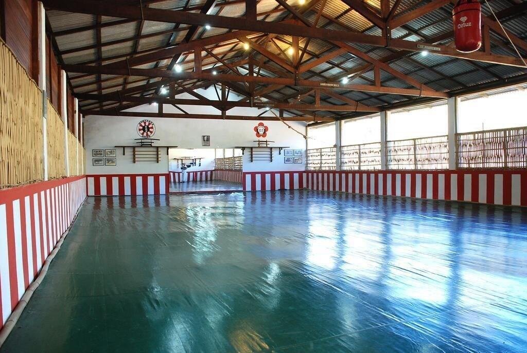 Gimnasio Chalé na Montanha