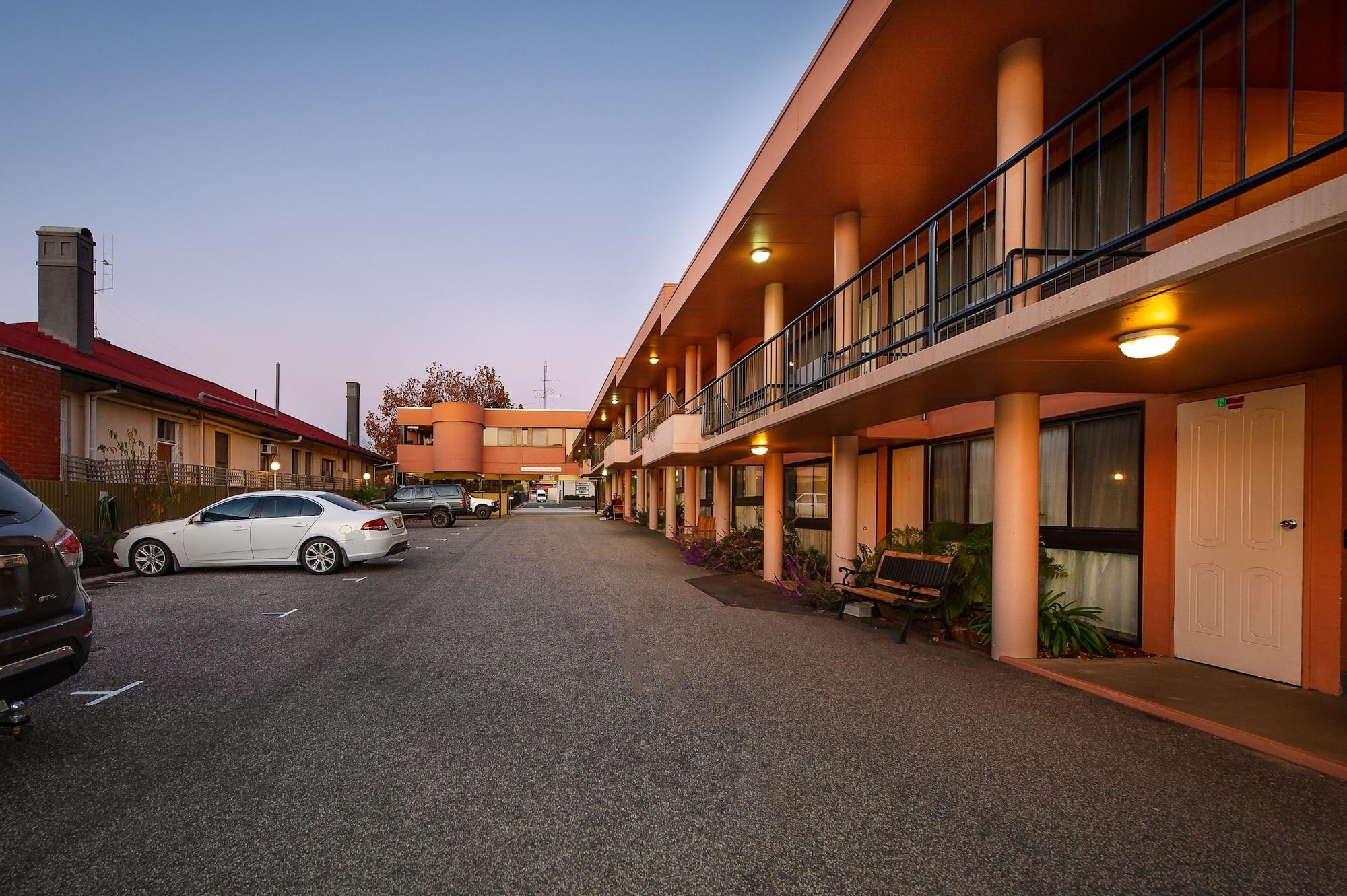 Vista Exterior Albury Winsor Park Motor Inn