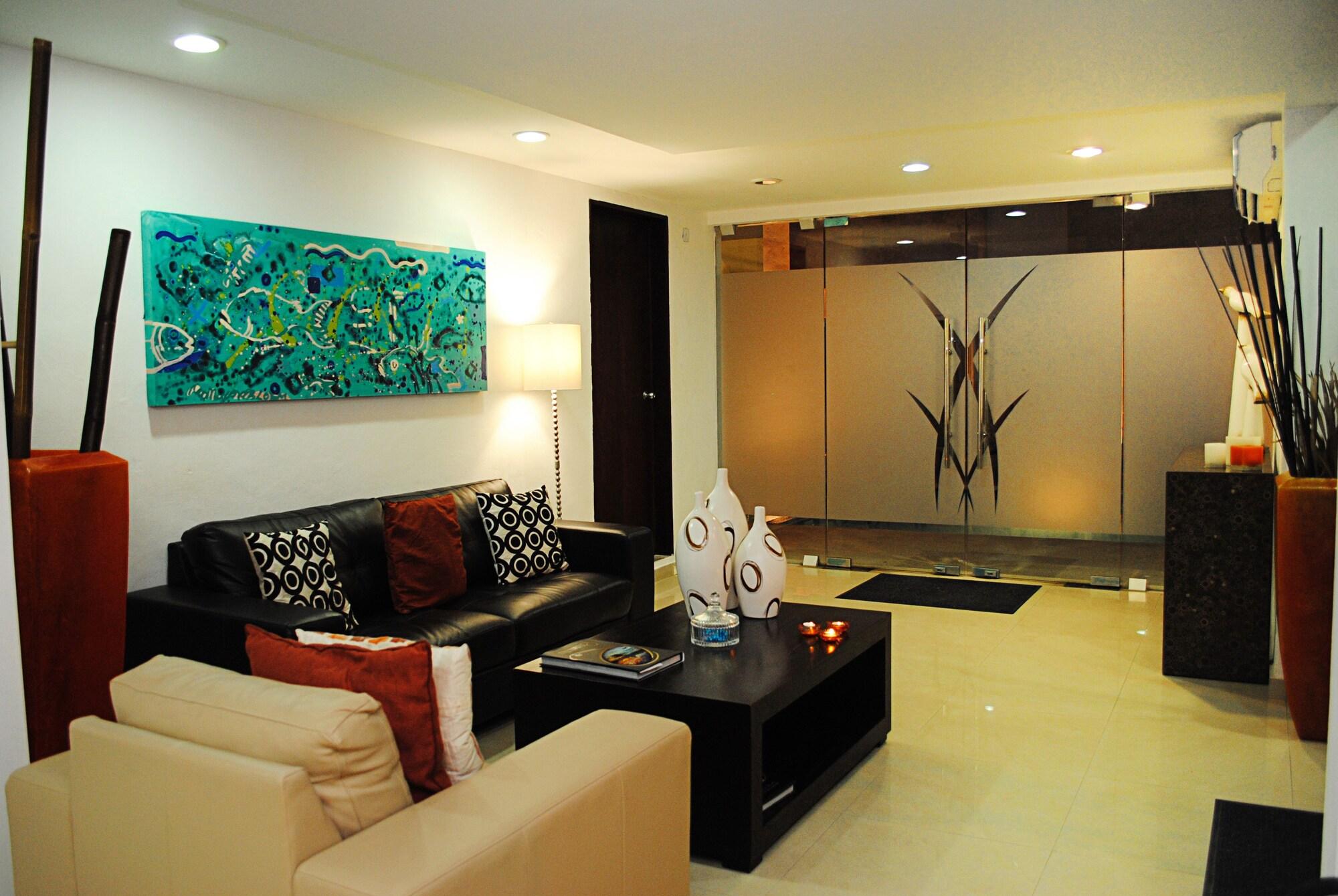 Vista Lobby Bambu Suites - Near Quinta Avenida