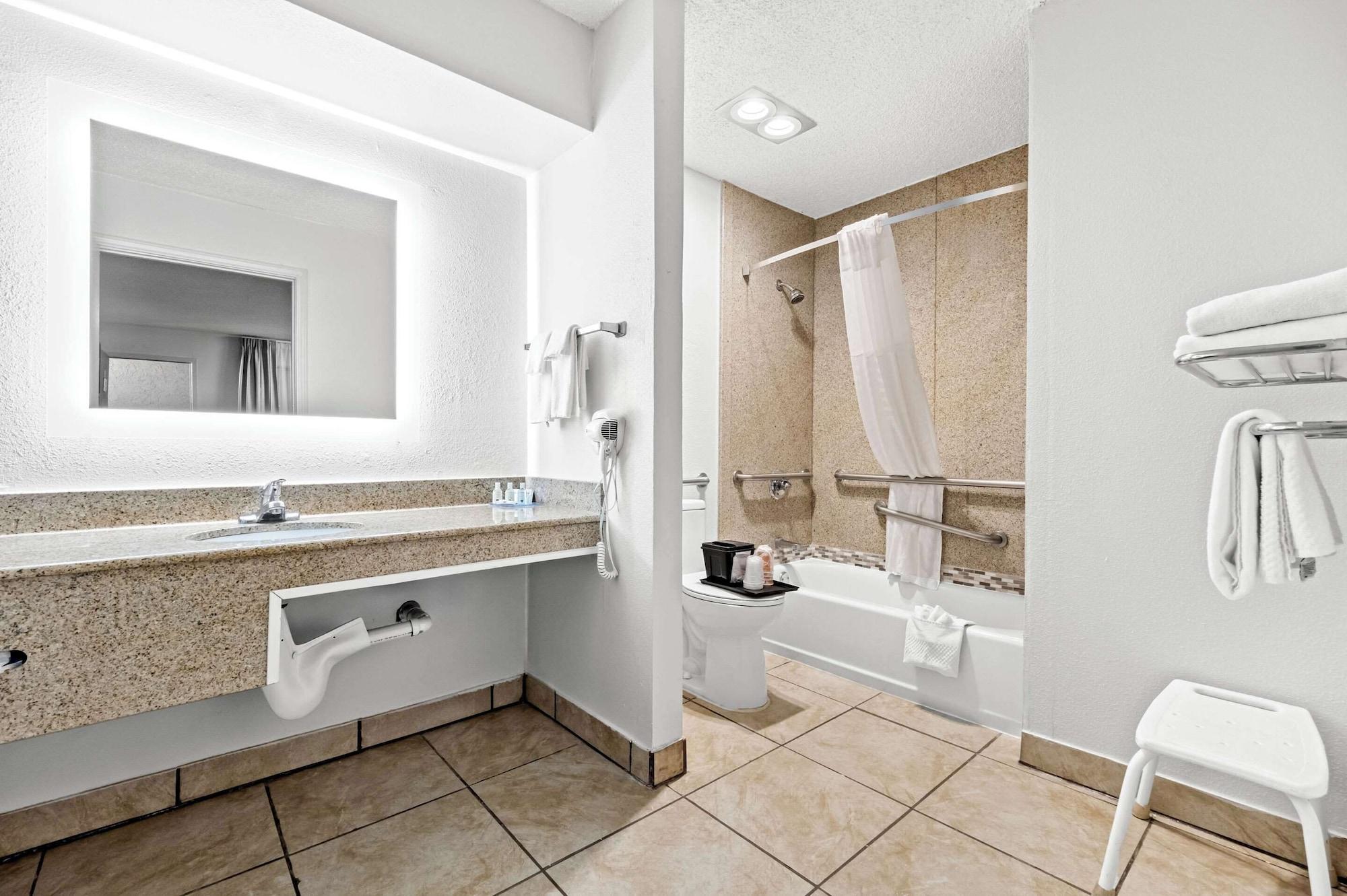 Habitación Quality Inn Plainview