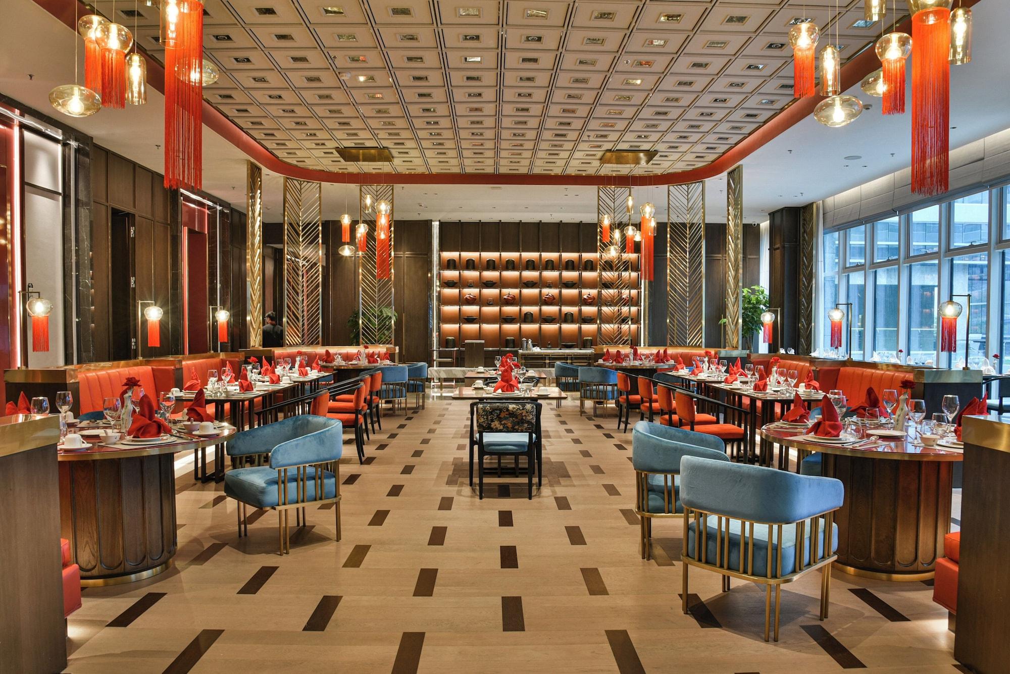 Restaurant HUALUXE Yibin by IHG
