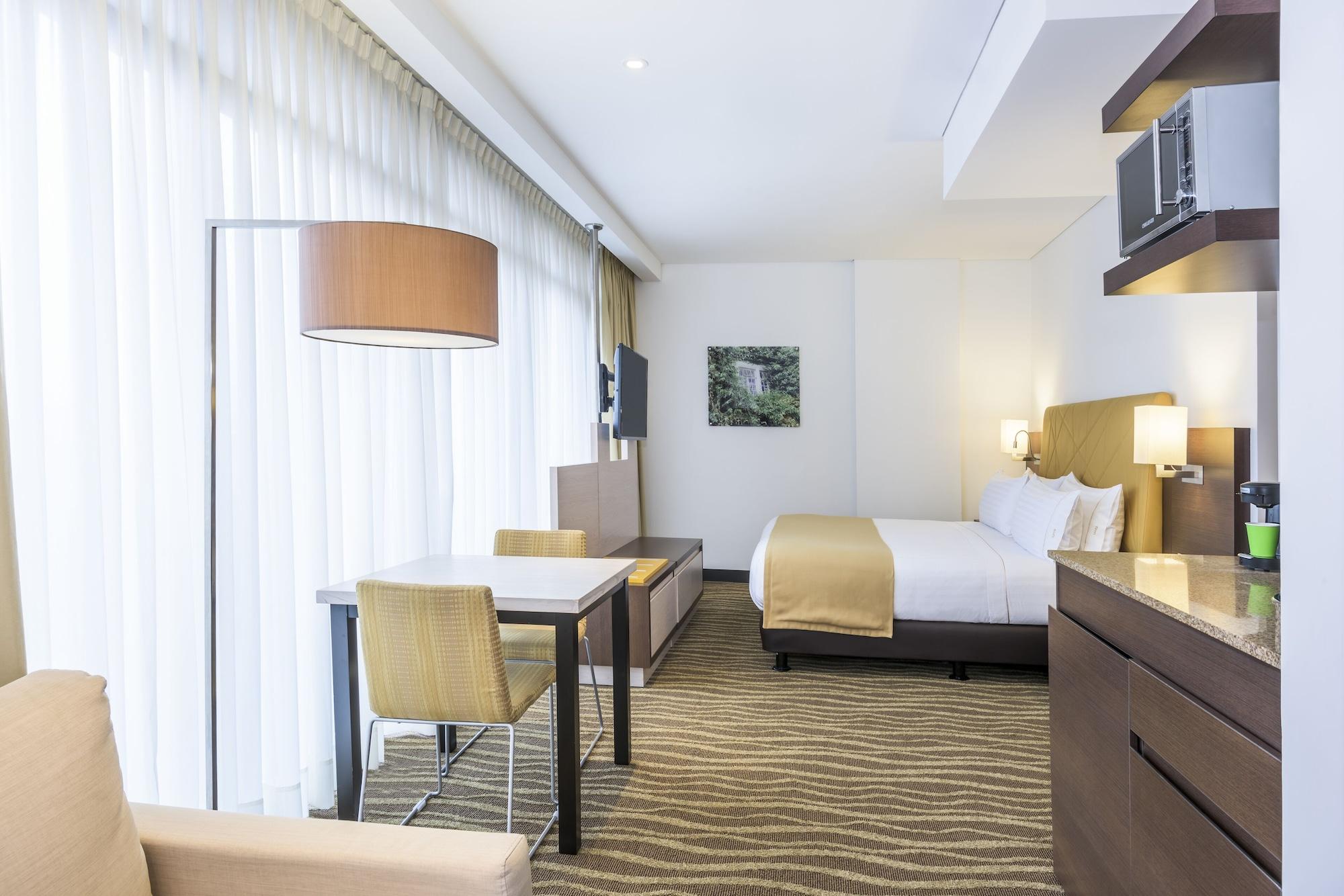 Habitación Holiday Inn Express & Suites Bogota DC