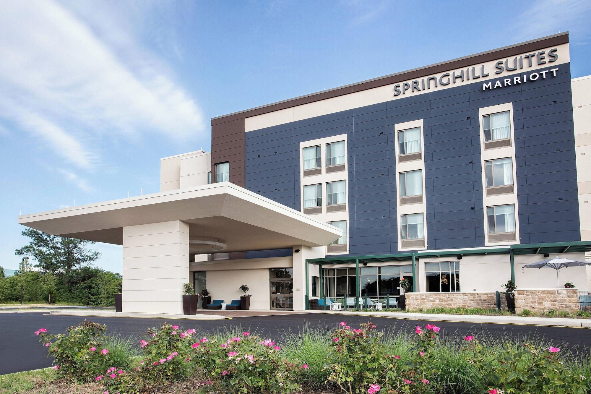 Vista Exterior Springhill Suites Mount Laurel