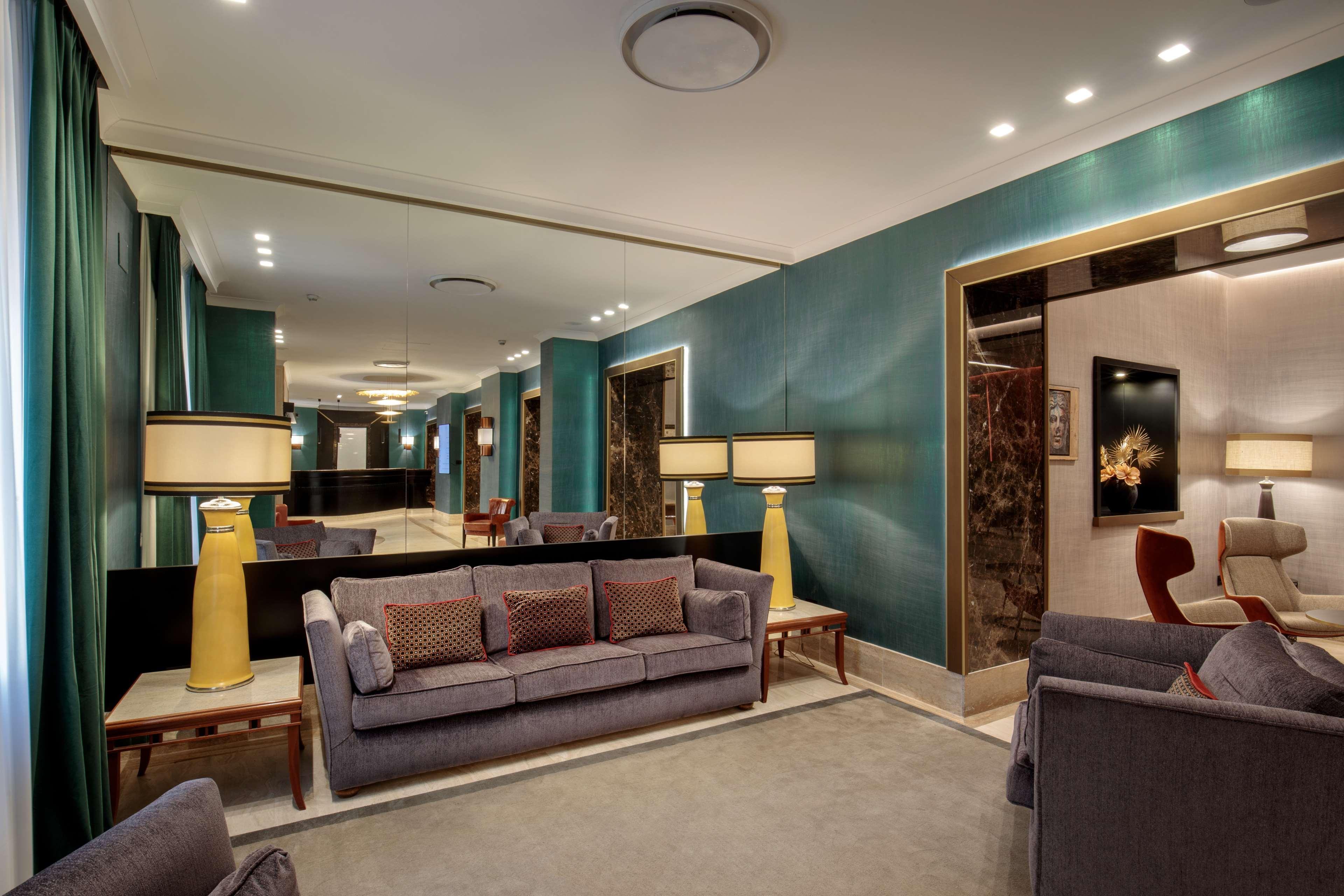 Vista Lobby Hotel Diana Roof Garden