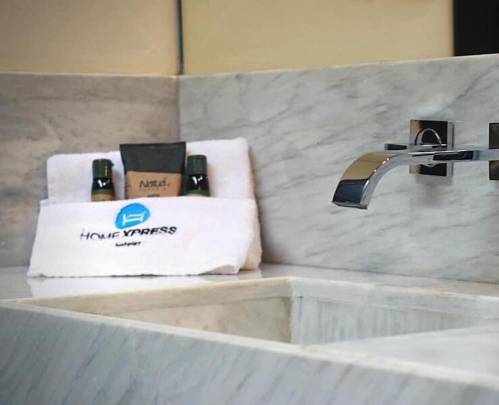 Equipamiento de Habitación Homexpress Hoteles Huejutla