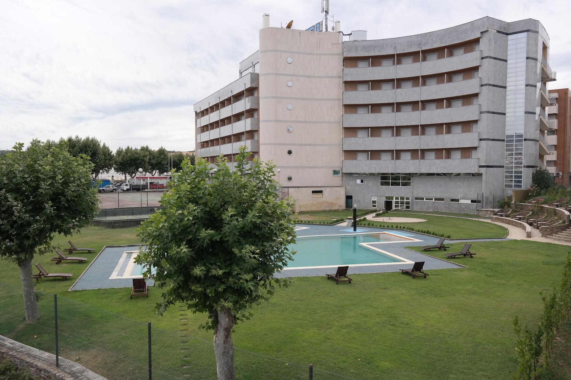 Vista Exterior Grande Hotel Dom Dinis