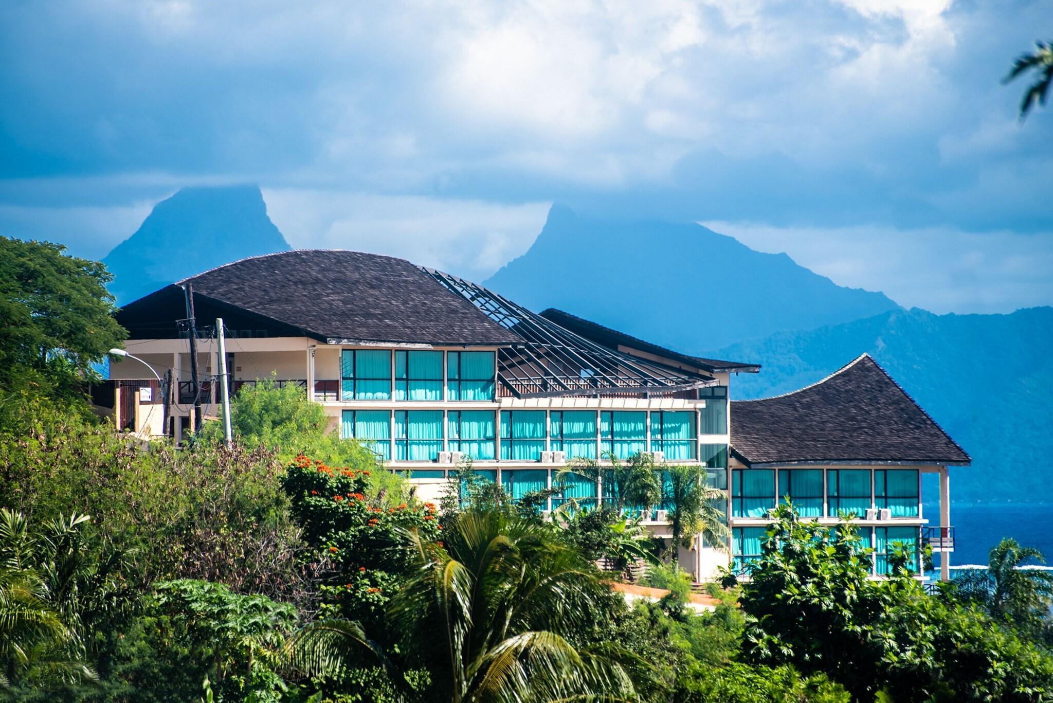 Vista Exterior Tahiti Airport Motel